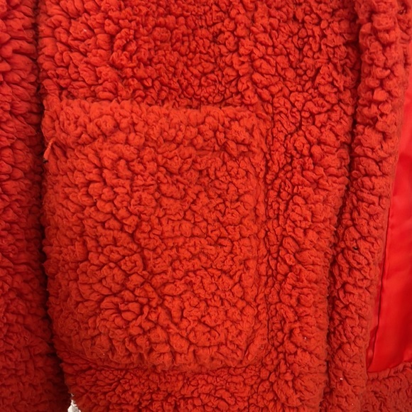 Large Red Puffy Jacket - Picture 2 of 3